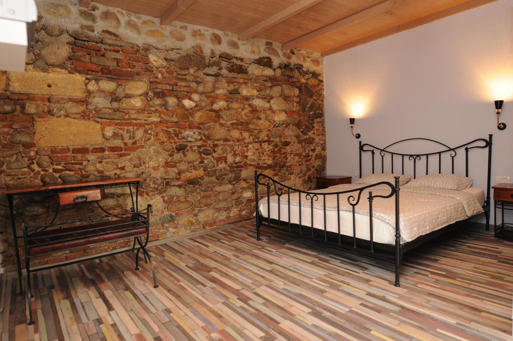 Hotel La Mosie Haţeg Habitación foto